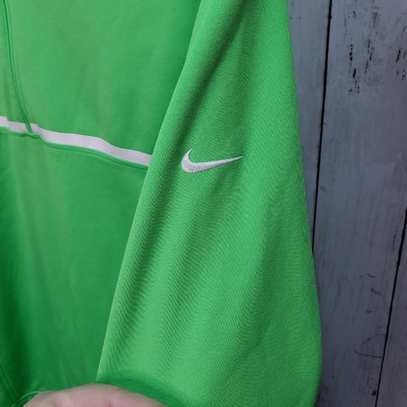 Nike Men's Green Golf Tour Performance 1/2 Zip - Picture 3 of 8